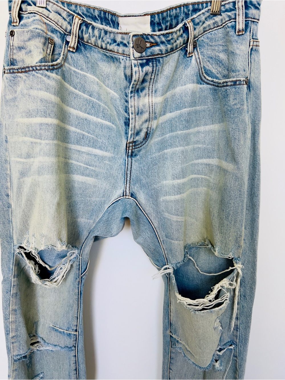 One Teaspoon Distressed women’s Blue denim Jeans - Picture 3 of 5